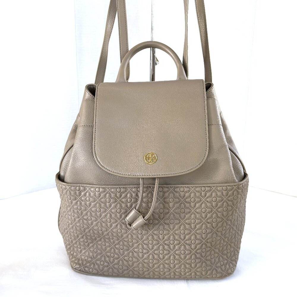 Tory Burch BRYANT Quilted Back Pack Gray Lightly Pebbled Leather Great Cond‎